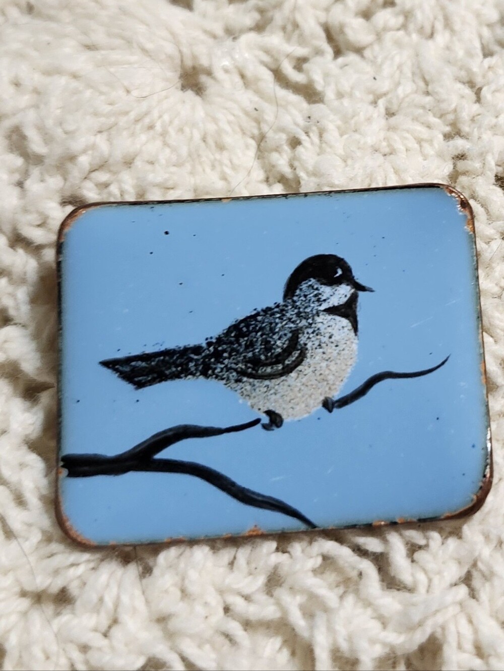 Vintage Hand‑Painted Bird Metal Brooch